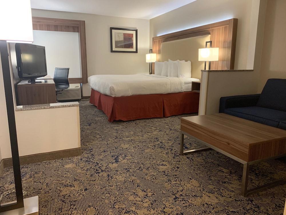 Best Western Plus Kansas City Airport - KCI East Exterior foto