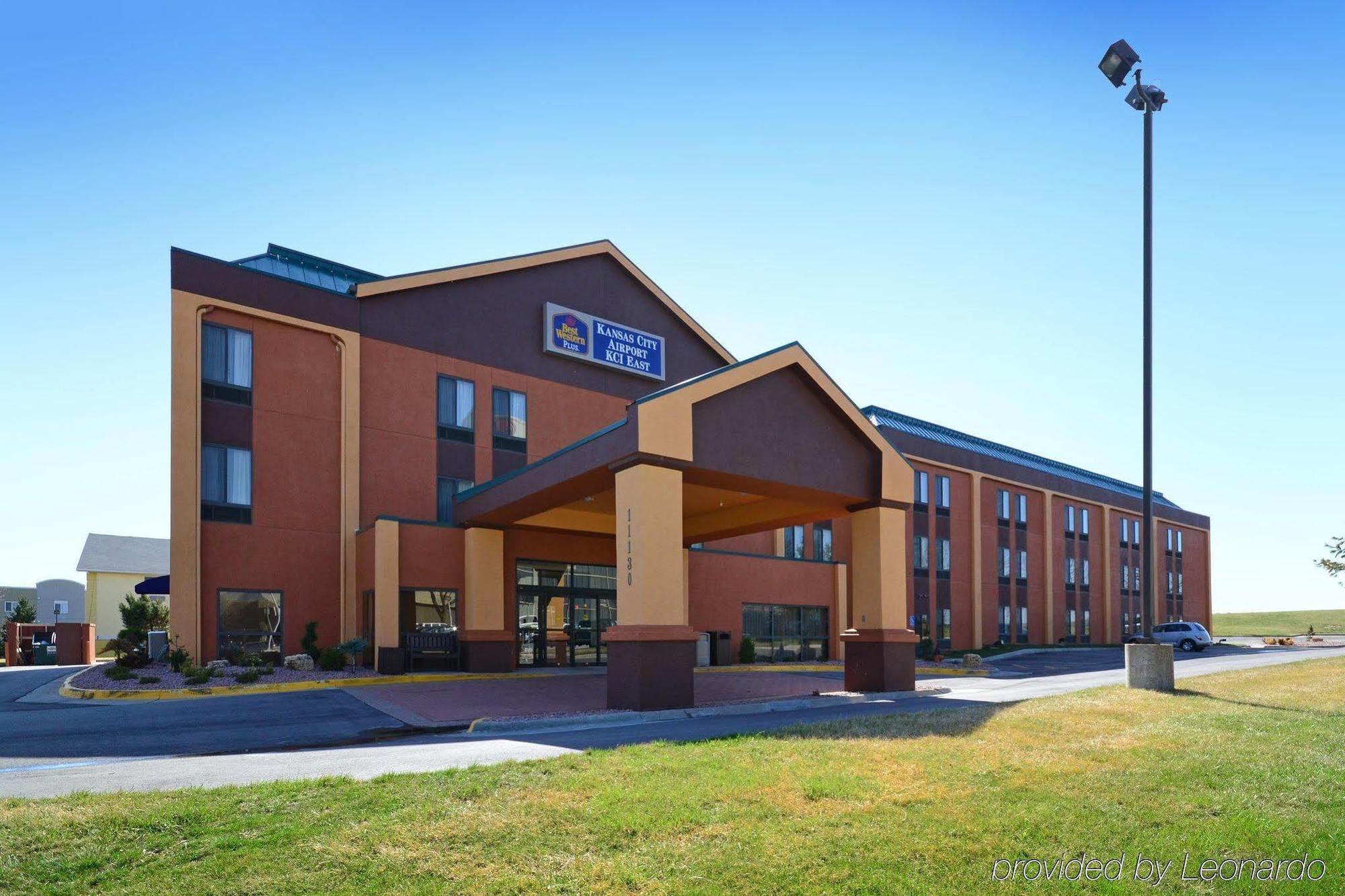 Best Western Plus Kansas City Airport - KCI East Exterior foto