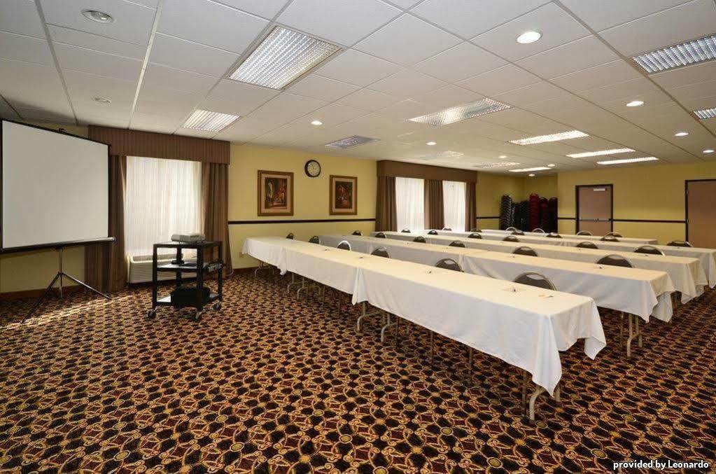 Best Western Plus Kansas City Airport - KCI East Exterior foto